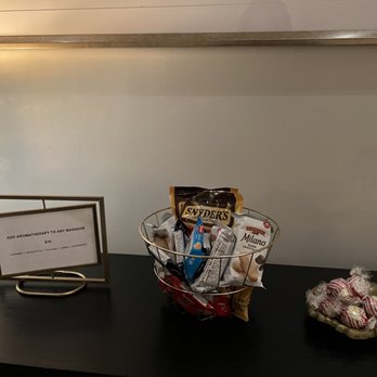 Belleza Salon and Day Spa - Snacks in Tranquility room - Hair Salons Near Me - Frederick, Maryland Belleza Salon and Day Spa - Snacks in Tranquility room - Hair Salons Near Me - Frederick, Maryland