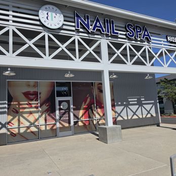 Best Friends Nails Spa - Outside - Nail Salons Near Me - Corona, California