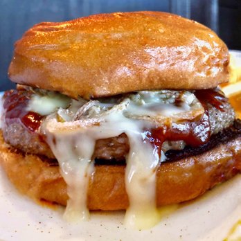 Crossroads Kitchen - "All Grown Up" Impossible Burger - Vegan Near Me - Los Angeles, California