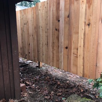Fine Builds - What's the point of a fence with a gap that I can fit through? - Siding Near Me - Vancouver, Washington
