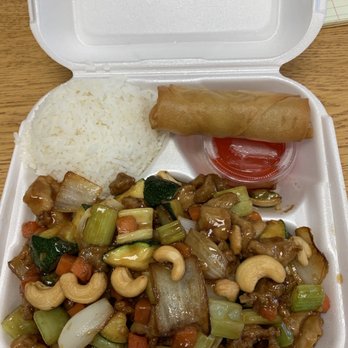 Lucky Garden - Cashew chicken - Chinese Near Me - Salem, Oregon