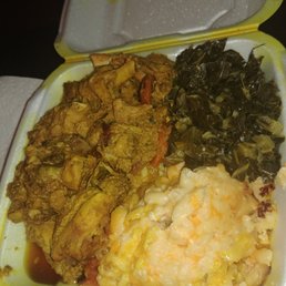 Chicken curry with greens and mac and cheese