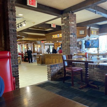 Coach House Diner - Inside - Diners Near Me - Hackensack, New Jersey Coach House Diner - Inside - Diners Near Me - Hackensack, New Jersey
