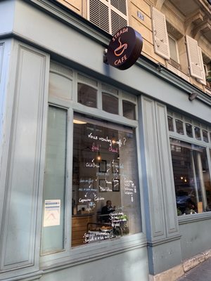 Strada Café by null