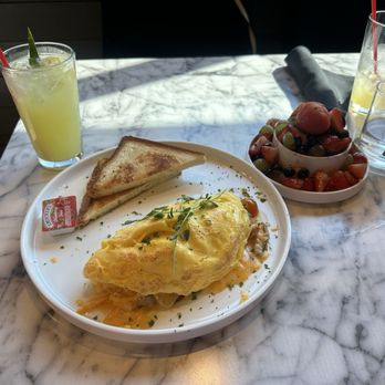 Flavor Rich Restaurant - Veggie omelette - Breakfast & Brunch Near Me - San Antonio, Texas