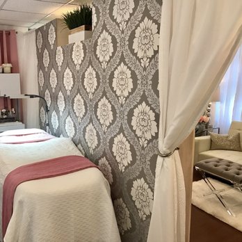 Skin & Lash Lounge - Skin Care Near Me - Hampton, New Hampshire Skin & Lash Lounge - Skin Care Near Me - Hampton, New Hampshire
