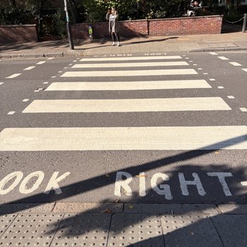 Abbey Road - Look right (for the foreigners) - Local Flavor Near Me - London, XGL