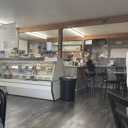 Rocky Mountain Seafood - Restaurant