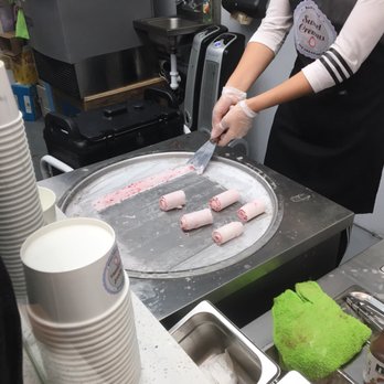 Sweet Creams - Rolled ice cream! - Ice Cream & Frozen Yogurt Near Me - Honolulu, Hawaii