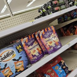 Walgreens - 9/24/2024 - Halloween is coming and they have a lot of cool décor and snacks!