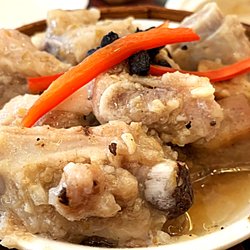 Luy's Classic Tea House