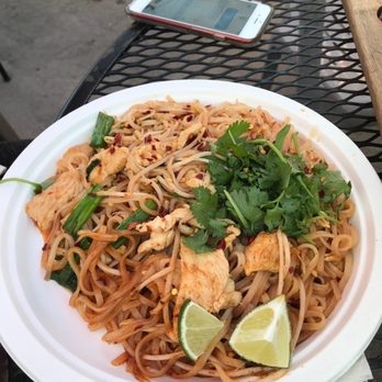 Big Thai Country - Pad Thai - Food Trucks Near Me Big Thai Country - Pad Thai - Food Trucks Near Me
