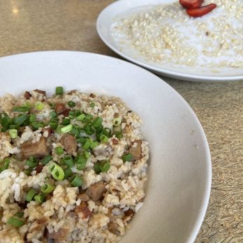 Highway Inn - Fried rice - Hawaiian Near Me - Waipahu, Hawaii Highway Inn - Fried rice - Hawaiian Near Me - Waipahu, Hawaii
