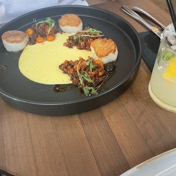 Manhattan Beach Post - Scallop - New American Near Me - Manhattan Beach, California