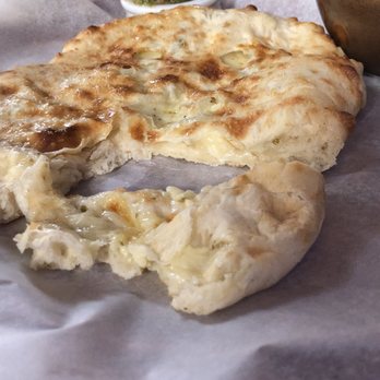 Curry & Ketchup - Ost naan (cheese naan), delicious! - Indian Near Me - Oslo, 03