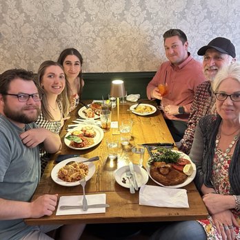 Uliveto - Mediterranean Near Me - Richmond, Virginia