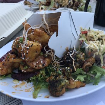 Philly Bar & Lounge - General Tao's cauliflower - Bars Near Me - Latham, New York