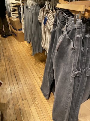 Brandy Melville - Flagship by null