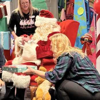 Foster Closet - 2025 FC Grant A Wish Christmas Party - Community Service/Non-Profit Near Me - Jacksonville, Florida Foster Closet - 2025 FC Grant A Wish Christmas Party - Community Service/Non-Profit Near Me - Jacksonville, Florida