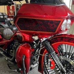 Inland Empire Baggers - 26" wheel conversion with front air ride.  2013 Road Glide