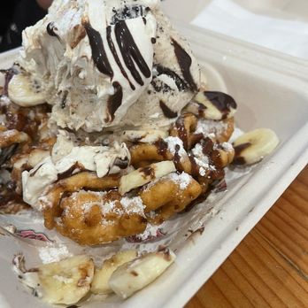 Endless Summer Sweets - banana funnel cake - large w cookies and cream ice cream (devoured in five minutes :)) - Desserts Near Me - Berkeley, California