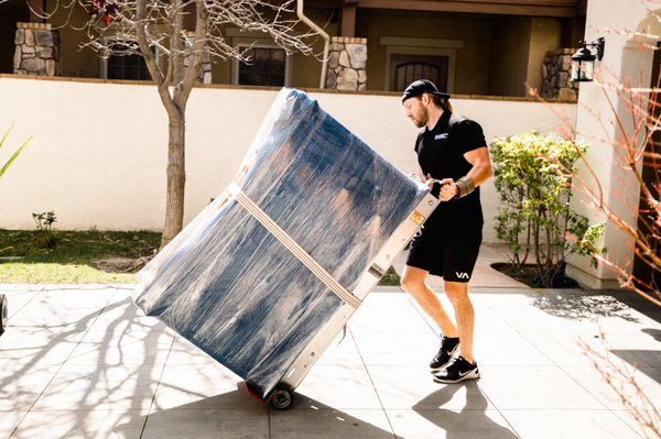 Quality Packing Service - Moving can sometimes be a big undertaking. There’s a lot to do and seemingly never enough time. Now, you can simplify things by handing professionals the most tedious tasks. By using our packing services the Orange County community gladly chooses- you won’t have to waste your time or energy. You can enjoy a hands-off moving experience where you don’t have to lift a finger. Everything will be taken care of by the Affordable Reliable Moving Company. Meanwhile, you can devote your time to more critical tasks. Let us handle everything for you. So, contact us today and enjoy a one-of-a-kind moving experience.