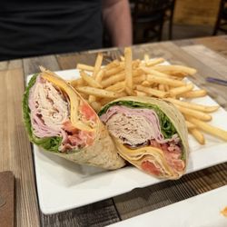 Lambeau’s Sports Bar & Grill