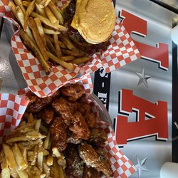 Jax Burgers - Wing combo & burger combo