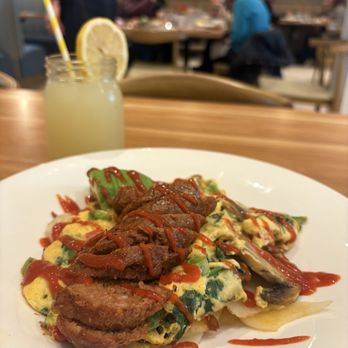 Broken Yolk Cafe - Spicy Vegan Spicy Vegan Breakfast Bowl and Yuzu Lemonade - Breakfast & Brunch Near Me - McKinney, Texas