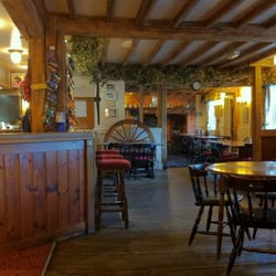 Wheelwrights Arms - The bar area.