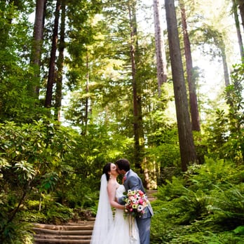 BellaLu Photography - At Nestldown. - Photographers Near Me BellaLu Photography - At Nestldown. - Photographers Near Me