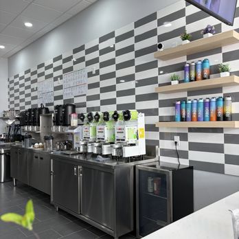 R&B Tea - Inside - Bubble Tea Near Me - Odessa, Texas R&B Tea - Inside - Bubble Tea Near Me - Odessa, Texas