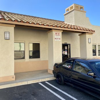 George Erb Physical Therapy - Entrance on the right side - Physical Therapy Near Me - Camarillo, California George Erb Physical Therapy - Entrance on the right side - Physical Therapy Near Me - Camarillo, California