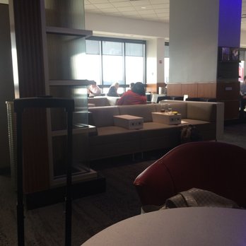 Delta Sky Club - New armrests with outlets - Airport Lounges Near Me - West Palm Beach, Florida Delta Sky Club - New armrests with outlets - Airport Lounges Near Me - West Palm Beach, Florida