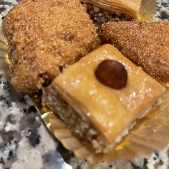 La Recette Patisserie - Algerian cookies - Custom Cakes Near Me - Durham, North Carolina La Recette Patisserie - Algerian cookies - Custom Cakes Near Me - Durham, North Carolina