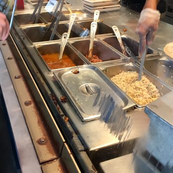 Chipotle Mexican Grill - Mexican Near Me - Cheektowaga, New York