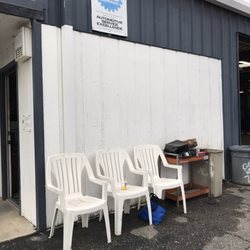 Charlie's Automotive - Outdoor Waiting. He prefers if u drop off your car.