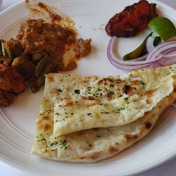 Frontier Spice - Garlic Naan with Panner Curry and Tandoori Chicken Wings. - Indian Near Me - Pleasanton, California