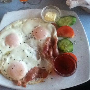 Deli - Cafes Near Me - Vienna, 9