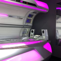 Tanliners Club & Spa - SUNBED FIVE - Ergoline Prestige 1000  This Bed Features Aroma Therapy & Aqua Mist, Temptronic Controls & MP3 Connect!
