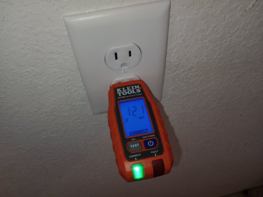 Ozark Handyman Solutions Logo