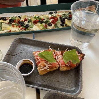 Panzas Tapping Italy - Veggie flatbread and tomato bruschetta - Specialty Food Near Me - Waxahachie, Texas