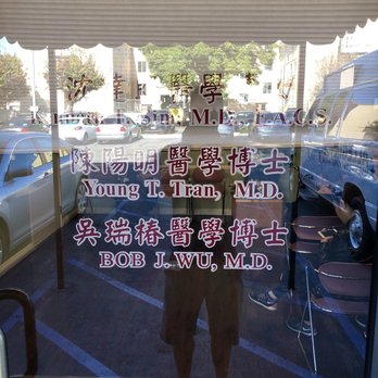 Bob J Wu, MD FACS - Surgeons Near Me - Alhambra, California Bob J Wu, MD FACS - Surgeons Near Me - Alhambra, California