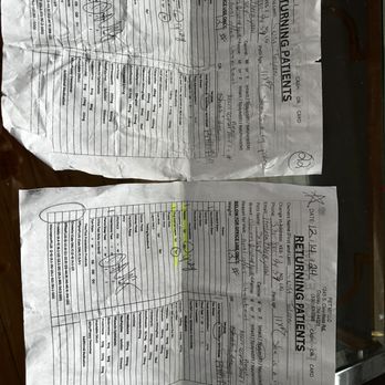 Pet Supplies Plus Norton - Sissy's shot record. The one I brought in for our appt.; the one I got from the Vet that afternoon, the Groomer said I "forged."l - Pet Stores Near Me - Norton, Ohio