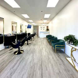 True Threading - Inside of salon