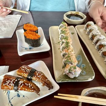 Tomo Japanese Restaurant - Ungai, sweethamacita, Tobiko, inside out roll - Japanese Near Me - Arcata, California Tomo Japanese Restaurant - Ungai, sweethamacita, Tobiko, inside out roll - Japanese Near Me - Arcata, California
