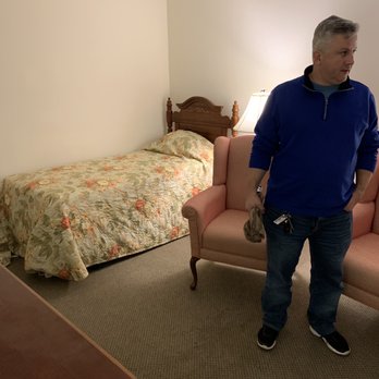 Cadence at Clemmons - Shared room - Retirement Homes Near Me - Clemmons, North Carolina