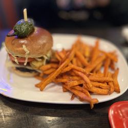 Red Robin Gourmet Burgers and Brews