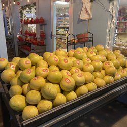 Lanier’s Produce - Pomelo's