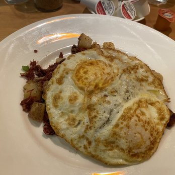 Yolk - South Loop - Corned Beef Hash & Eggs - Breakfast & Brunch Near Me - Chicago, Illinois Yolk - South Loop - Corned Beef Hash & Eggs - Breakfast & Brunch Near Me - Chicago, Illinois